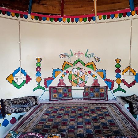 White Land Villagestay Dhordo Exteriér fotografie