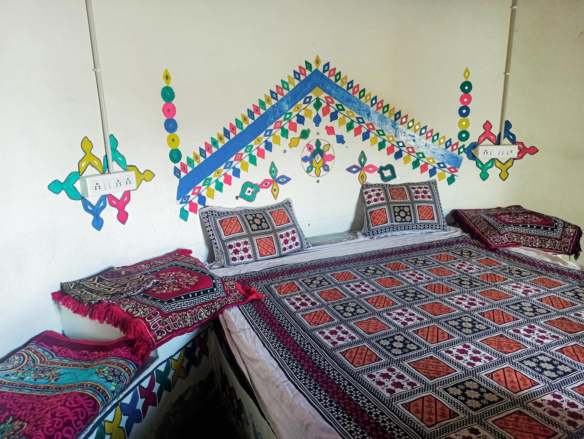 White Land Villagestay Dhordo Exteriér fotografie
